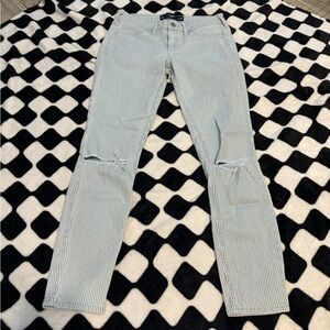 Striped HOLLISTER Crop Jeans Size 26